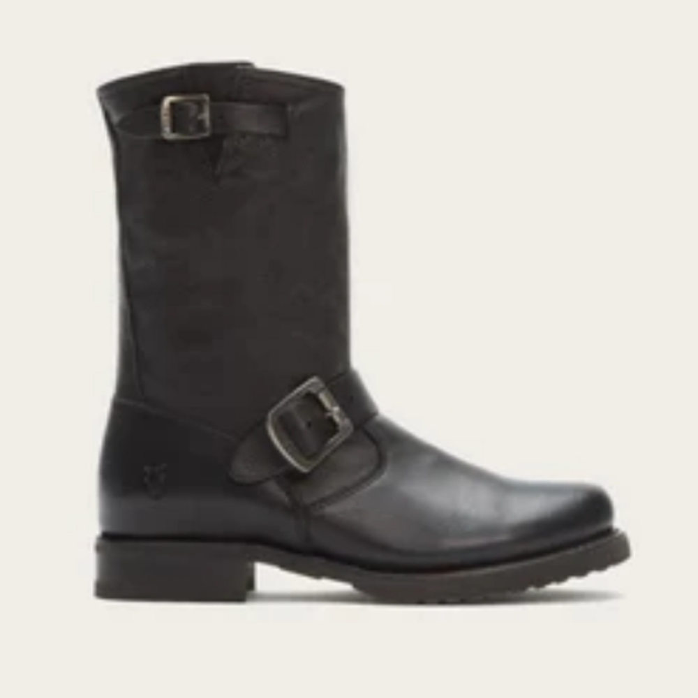 NWT ☆ Frye Black Veronica Short Boot Size 10